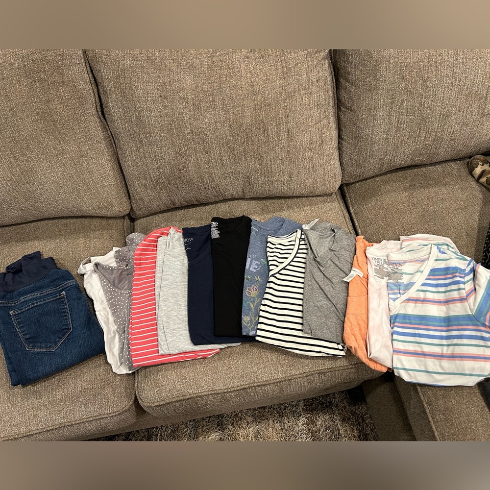 Maternity clothes